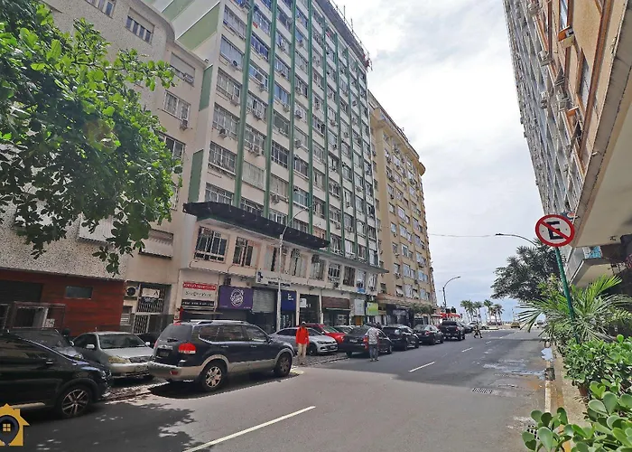 Studio na quadra da praia, estação de metro 5min andando, mercados e comércios próximos Rio de Janeiro